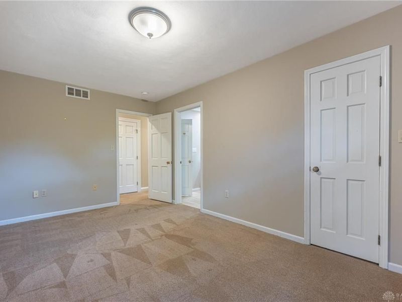 617 Renolda Woods Court, Kettering, OH 45429 Photo 32