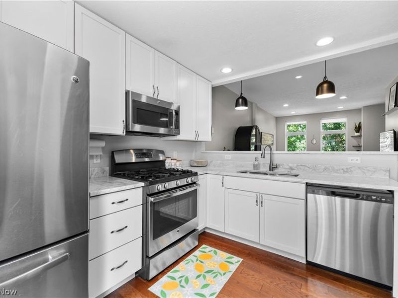 7305 Battery Park Boulevard, Cleveland, OH 44102 Photo 5