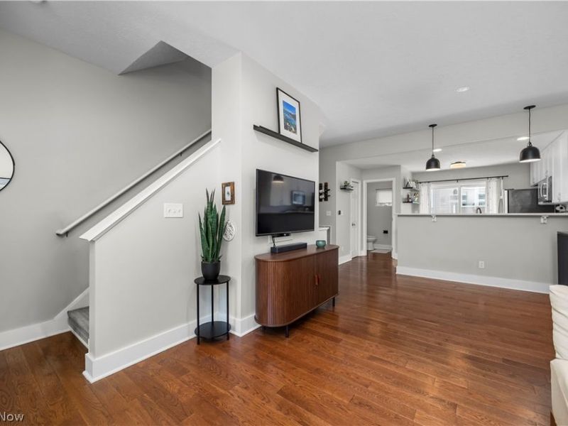 7305 Battery Park Boulevard, Cleveland, OH 44102 Photo 7