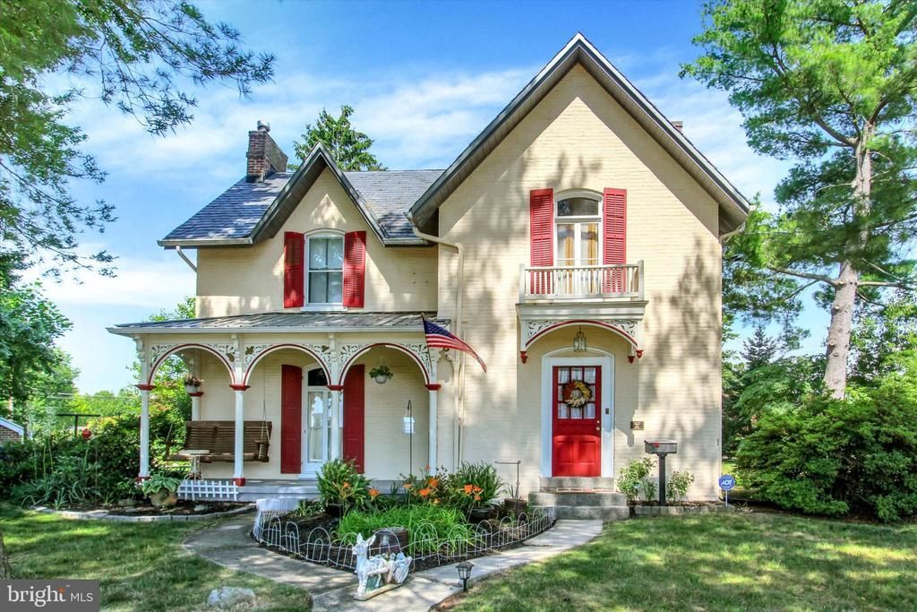 811 JOHNS AVENUE, GETTYSBURG, PA 17325