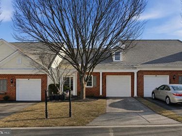 44397 OAKMONT MANOR SQUARE, ASHBURN, VA 20147