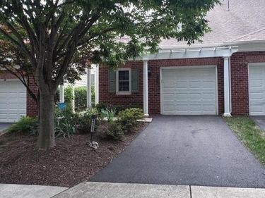 44397 OAKMONT MANOR SQUARE, ASHBURN, VA 20147