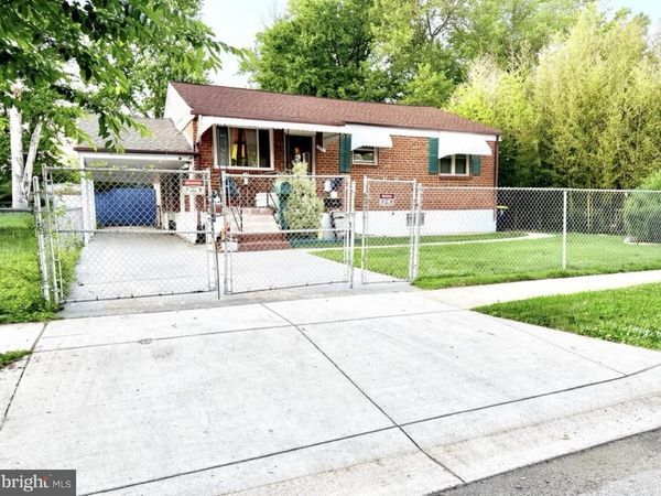 2420 HANNON STREET, HYATTSVILLE, MD 20783