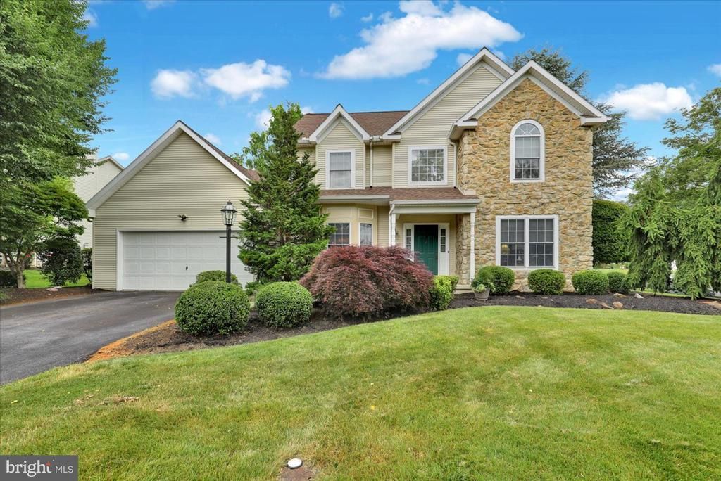 128 Macintosh Drive, Palmyra, PA 17078 Main Photo