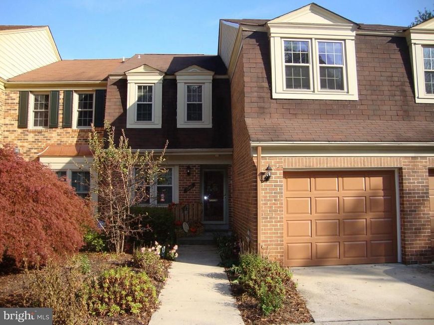 5916 Dorchester Way, North Bethesda, MD 20852 Main Photo