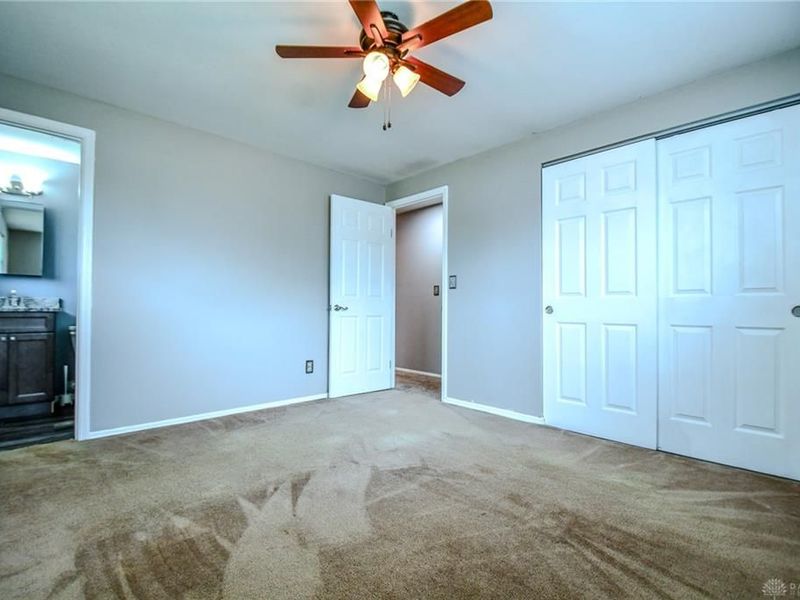 6951 Taylorsville Road, Huber Heights, OH 45424 Photo 17