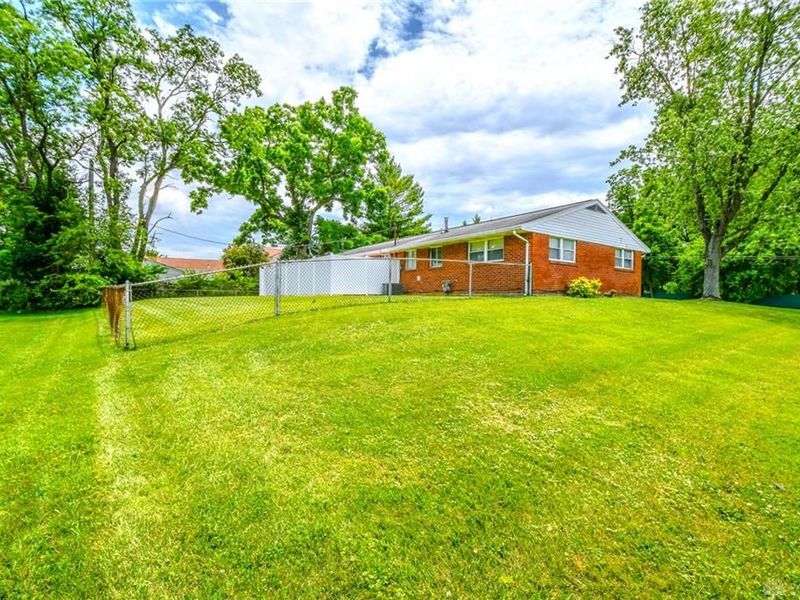 6951 Taylorsville Road, Huber Heights, OH 45424 Photo 30