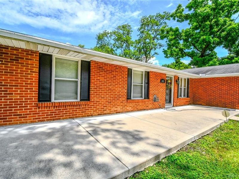6951 Taylorsville Road, Huber Heights, OH 45424 Photo 4