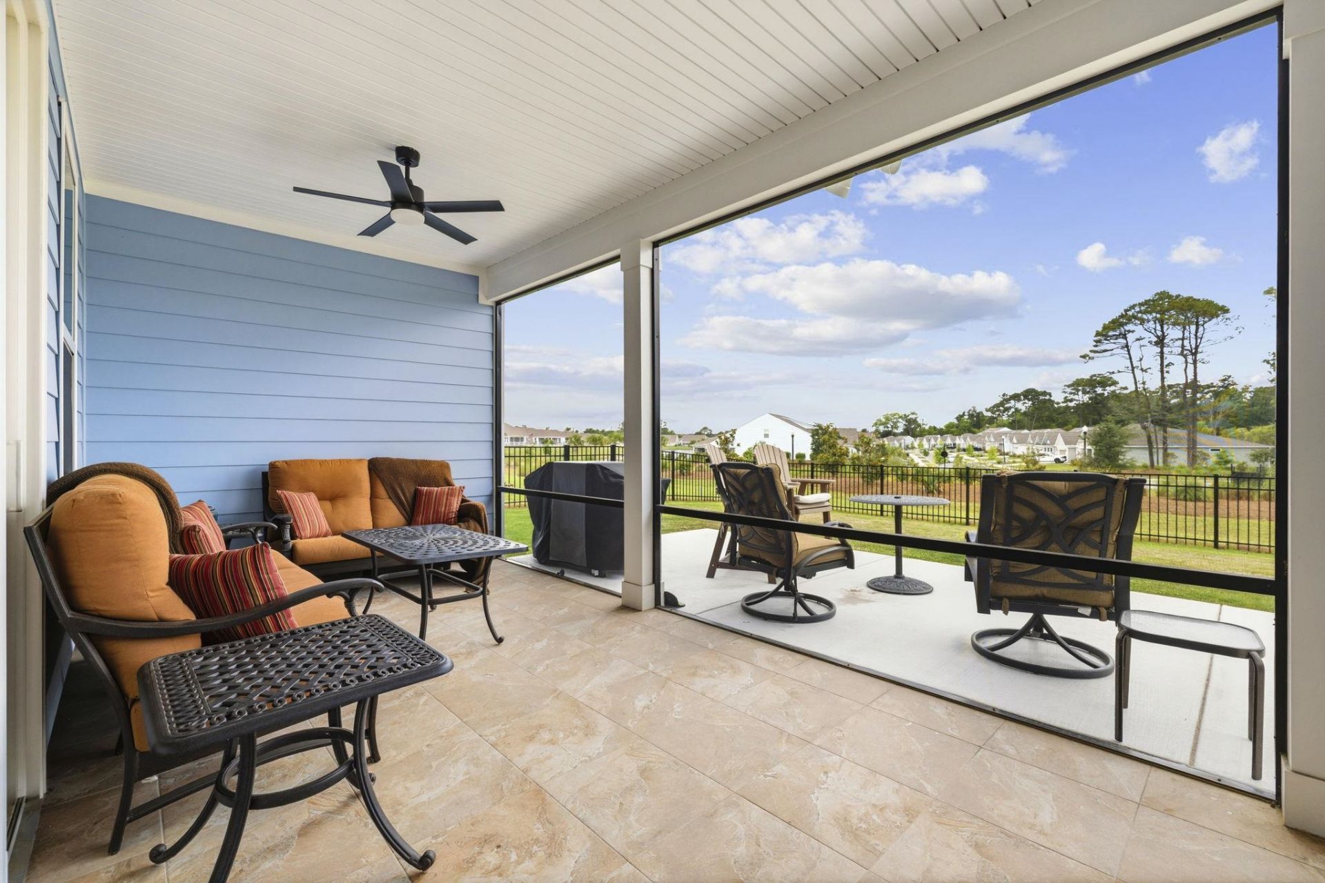 1345 Crested Iris Way Photo 6