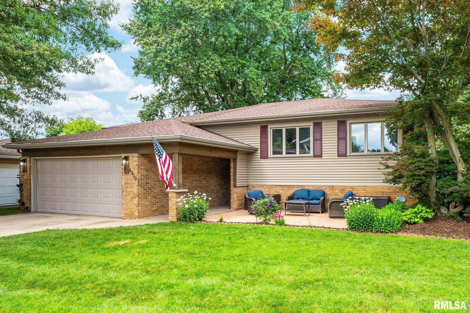 4419 W Lynnhurst Drive, Peoria, IL 61615 Main Photo