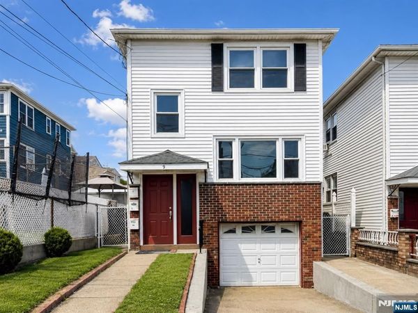 9 Radley Street 2, KEARNY, NJ 07032