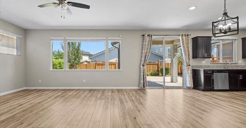 3038 Honey Arbor Way, Sparks, NV 89436 Photo