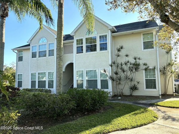 1810 Waterford Drive , Unit 6, Vero Beach, FL 32966