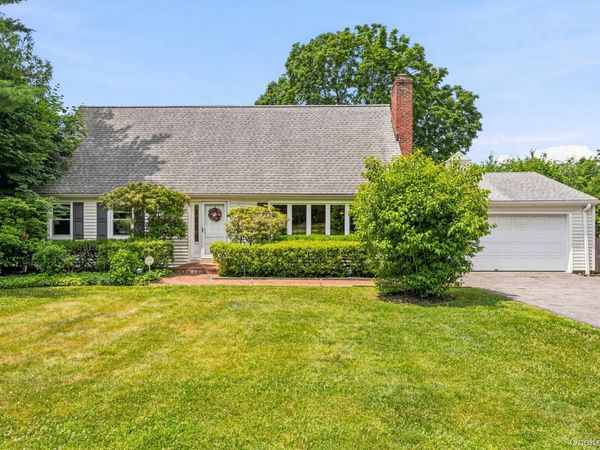 133 Westlake Drive , Valhalla, NY 10595
