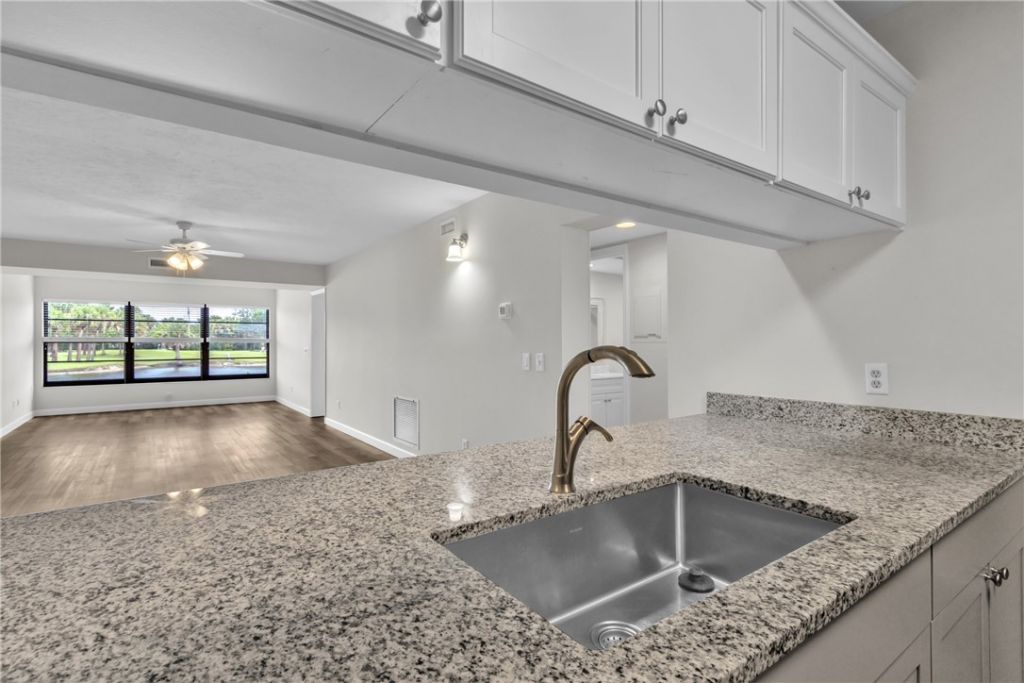 22 Plantation Drive, Unit 106, Vero Beach, FL 32966 Photo
