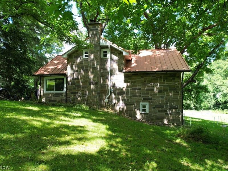 11811 Gaston Road, Negley, OH 44441 Photo 10
