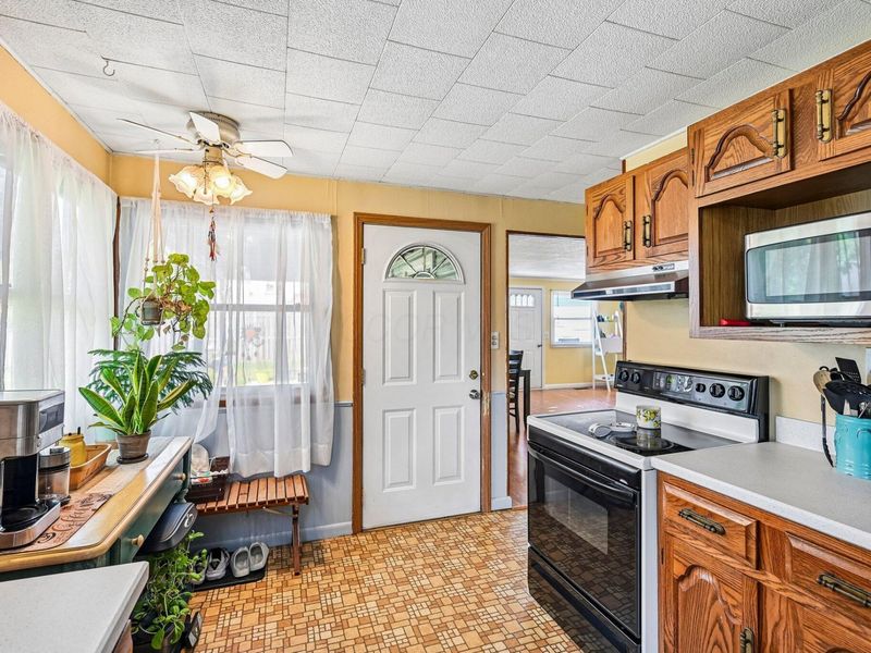 733 W 3rd Street, Marysville, OH 43040 Photo 11