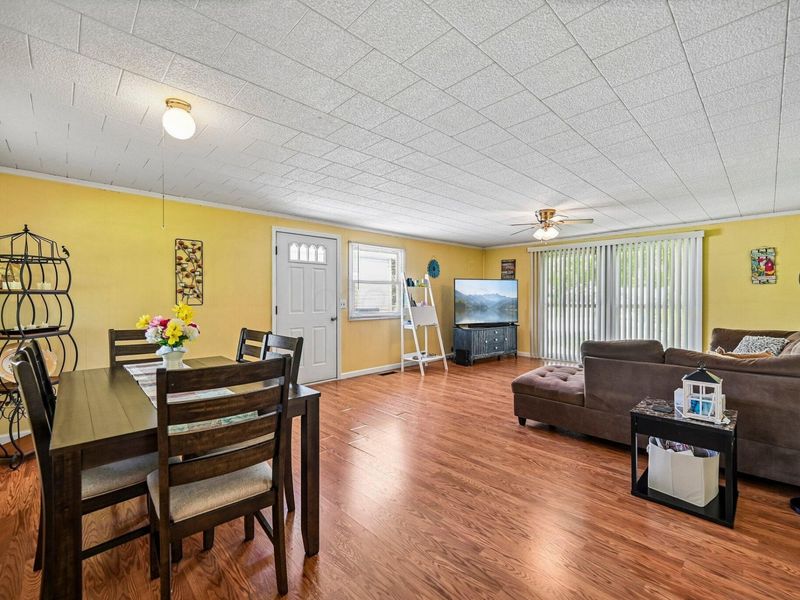 733 W 3rd Street, Marysville, OH 43040 Photo 7