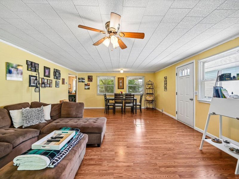 733 W 3rd Street, Marysville, OH 43040 Photo 8