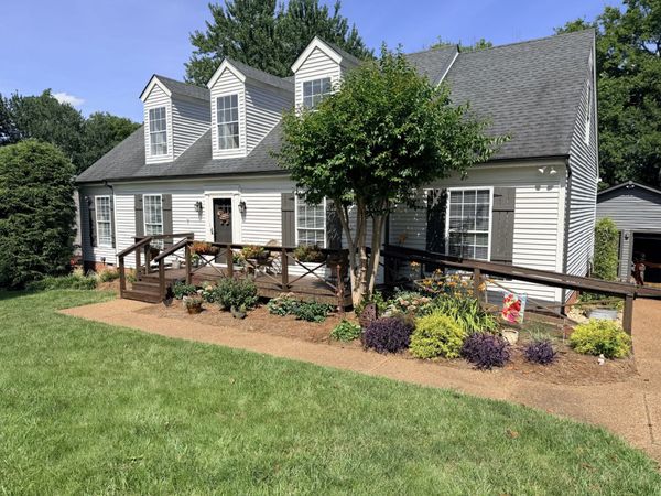 2816 Maple Cir , Thompsons Station, TN 37179