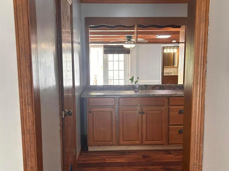 233 Florence Avenue , Jackson, OH 45640 Photo 4