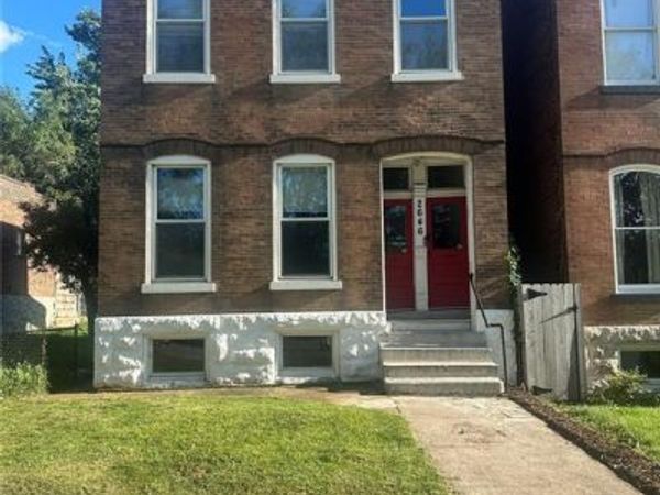 2646 Geyer Avenue , St Louis, MO 63104