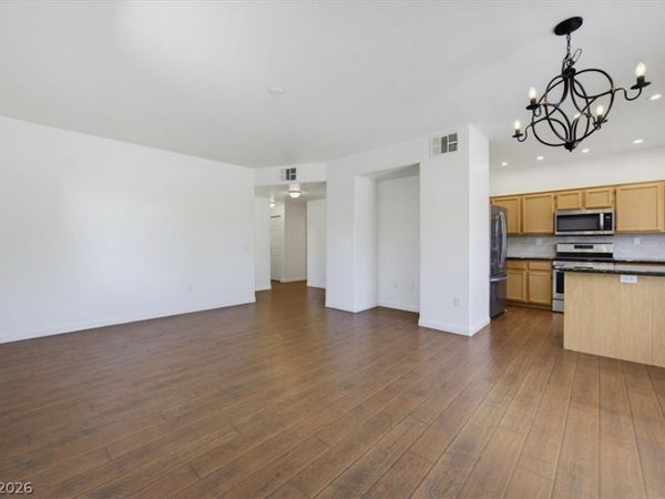 3825 Juno Beach Street , Unit 102, Las Vegas, NV 89129