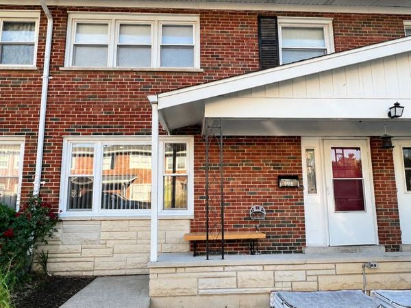 916 N Boxwood Drive , Unit B, Mount Prospect, IL 60056