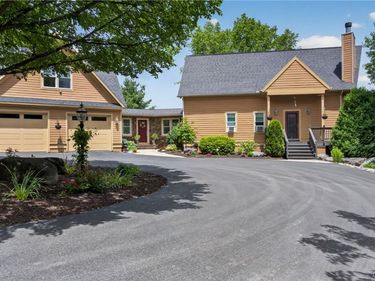 2726 Gardner Rd, Fabius, NY 13063