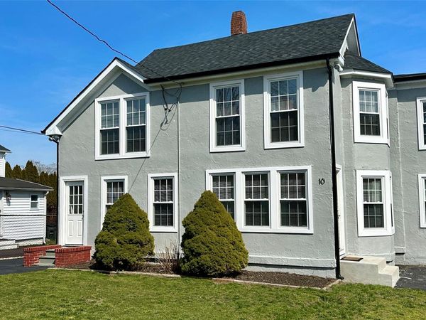 10 Dale Drive , Unit 1, Oakdale, NY 11769