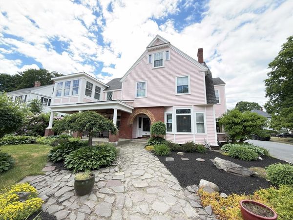 47 Salem St, Haverhill, MA 01835