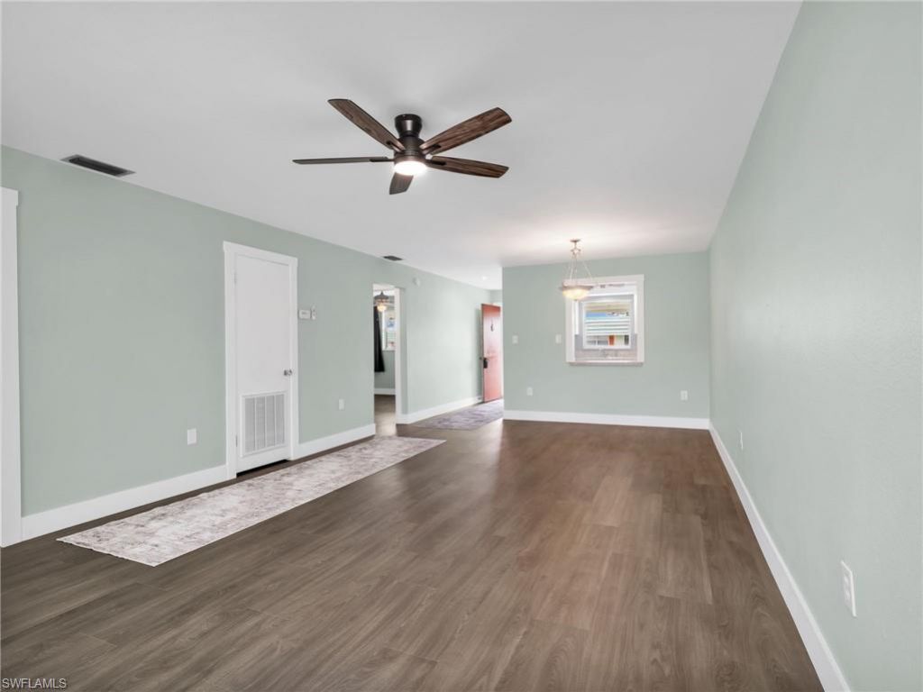 300 Valley Stream Dr , Unit 8A, Naples, FL 34113 Photo