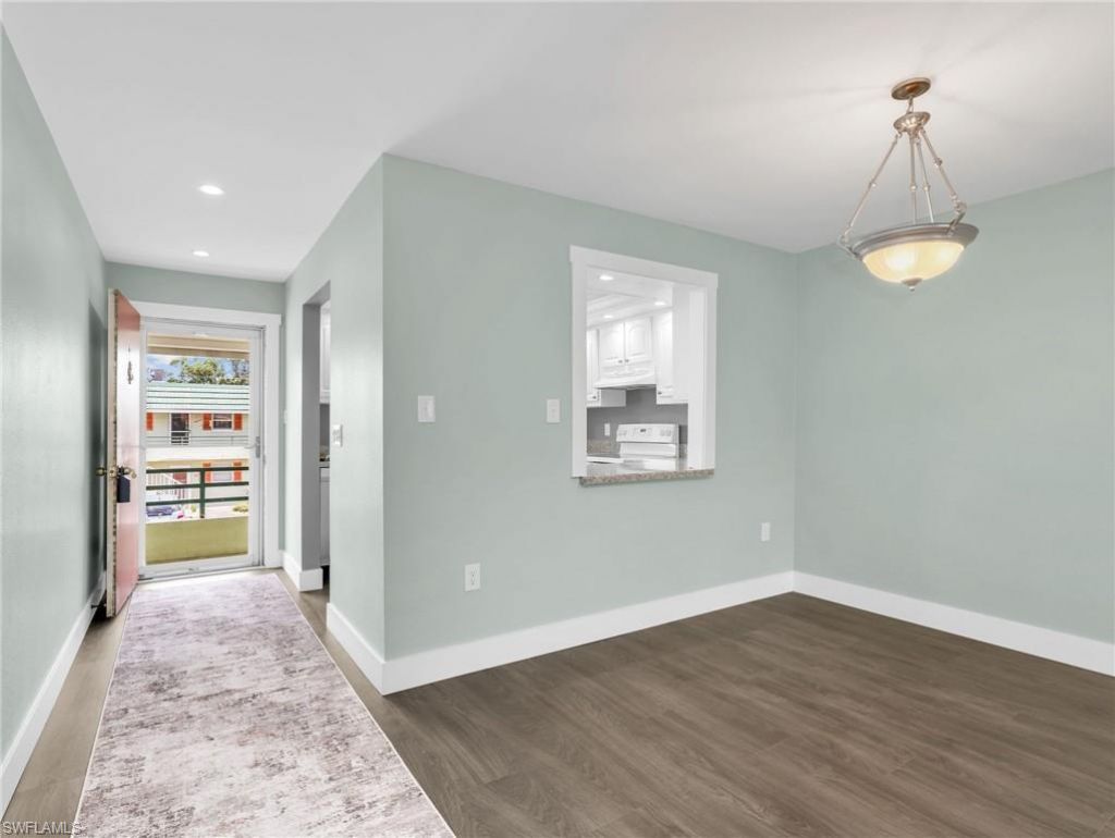 300 Valley Stream Dr , Unit 8A, Naples, FL 34113 Photo