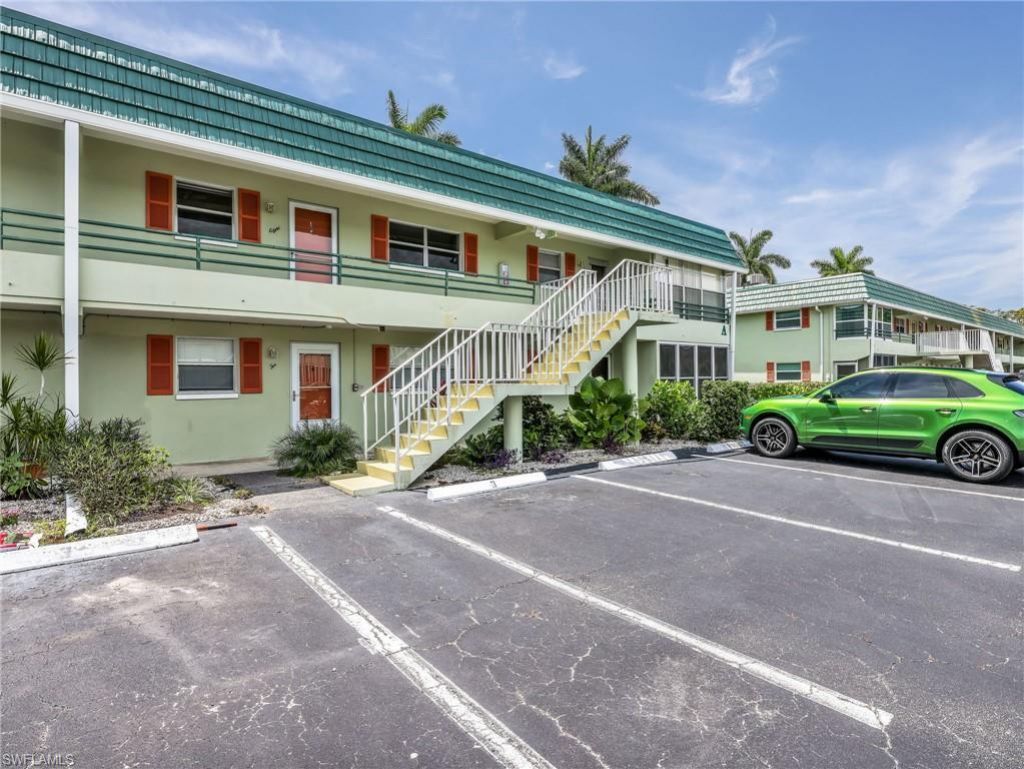 300 Valley Stream Dr , Unit 8A, Naples, FL 34113 Photo