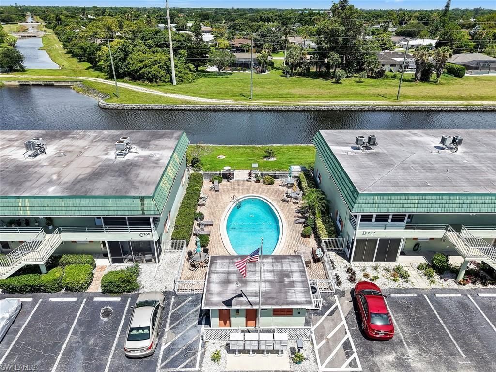 300 Valley Stream Dr , Unit 8A, Naples, FL 34113 Photo