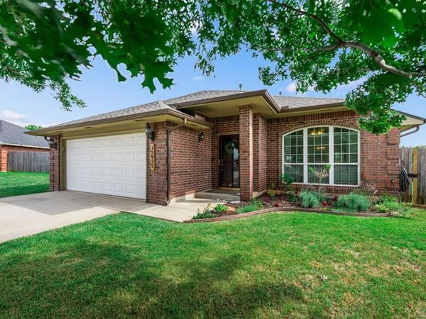 15925 Loutain Court, Edmond, OK 73013