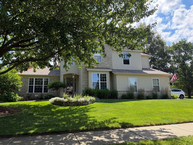 4484 Trailane Drive, Hilliard, OH 43026 Photo 2