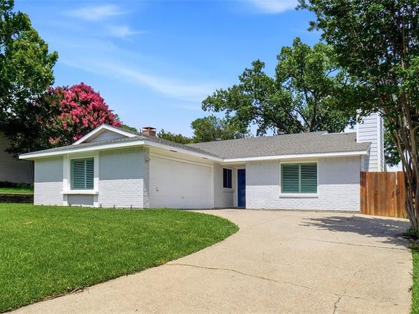 3104 Story Lane, Bedford, TX 76021