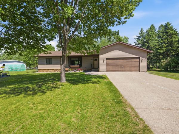 31094 Pine Street, Pequot Lakes, MN 56472