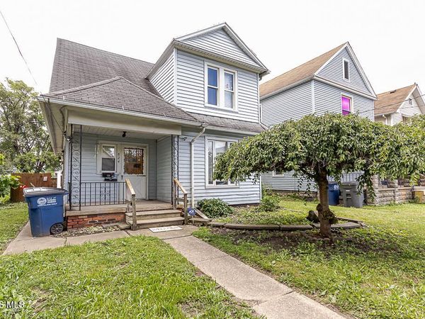 824 Delence Street , Toledo, OH 43605