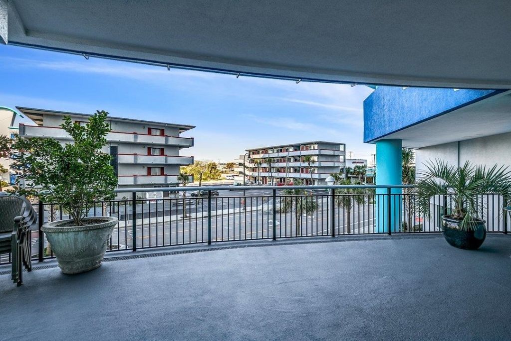 504 N Ocean Blvd. Photo 15