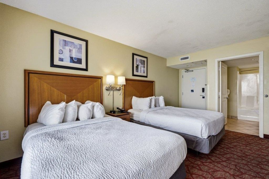 504 N Ocean Blvd. Photo 35