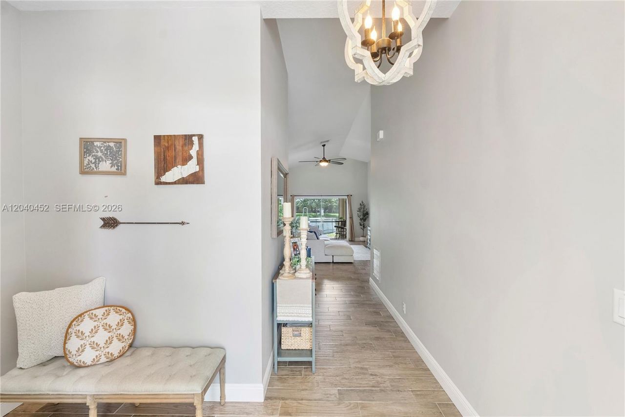 124 Preserve Dr, Royal Palm Beach, FL 33411 Photo