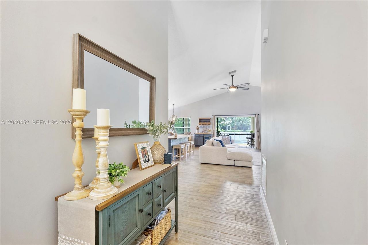 124 Preserve Dr, Royal Palm Beach, FL 33411 Photo