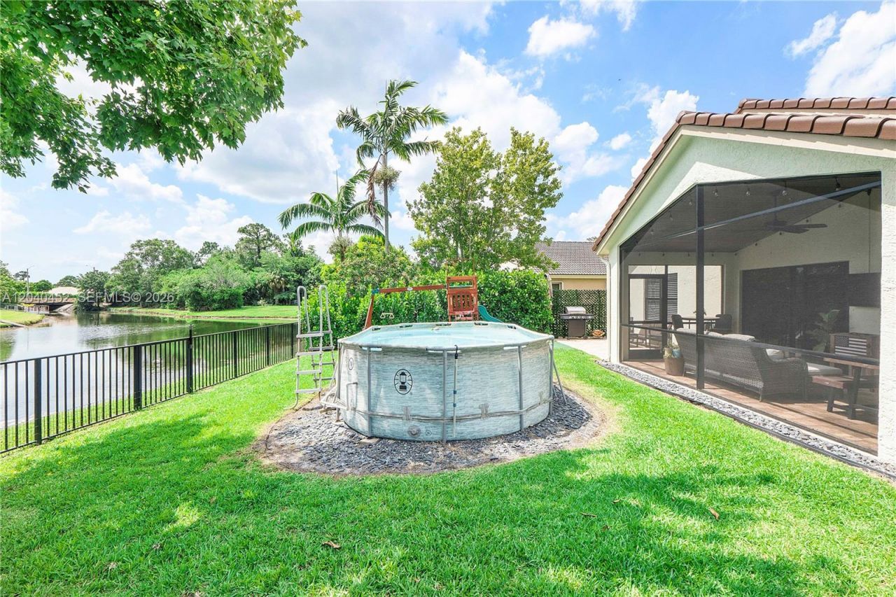 124 Preserve Dr, Royal Palm Beach, FL 33411 Photo