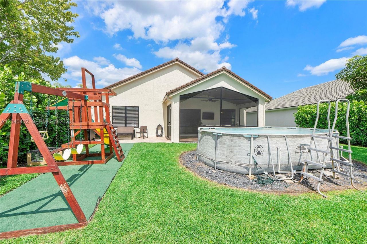 124 Preserve Dr, Royal Palm Beach, FL 33411 Photo