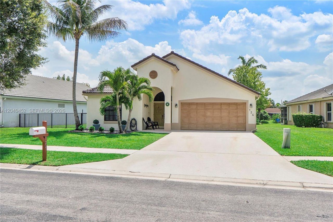 124 Preserve Dr, Royal Palm Beach, FL 33411 Photo