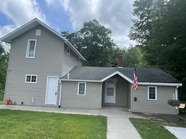 9990 S Bird Road, Dowling, MI 49050
