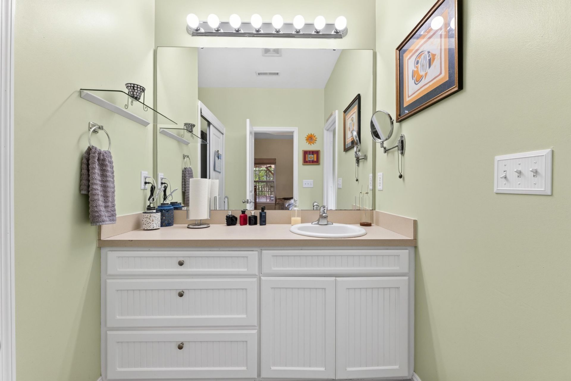 1772 Kenwood Road Photo 18