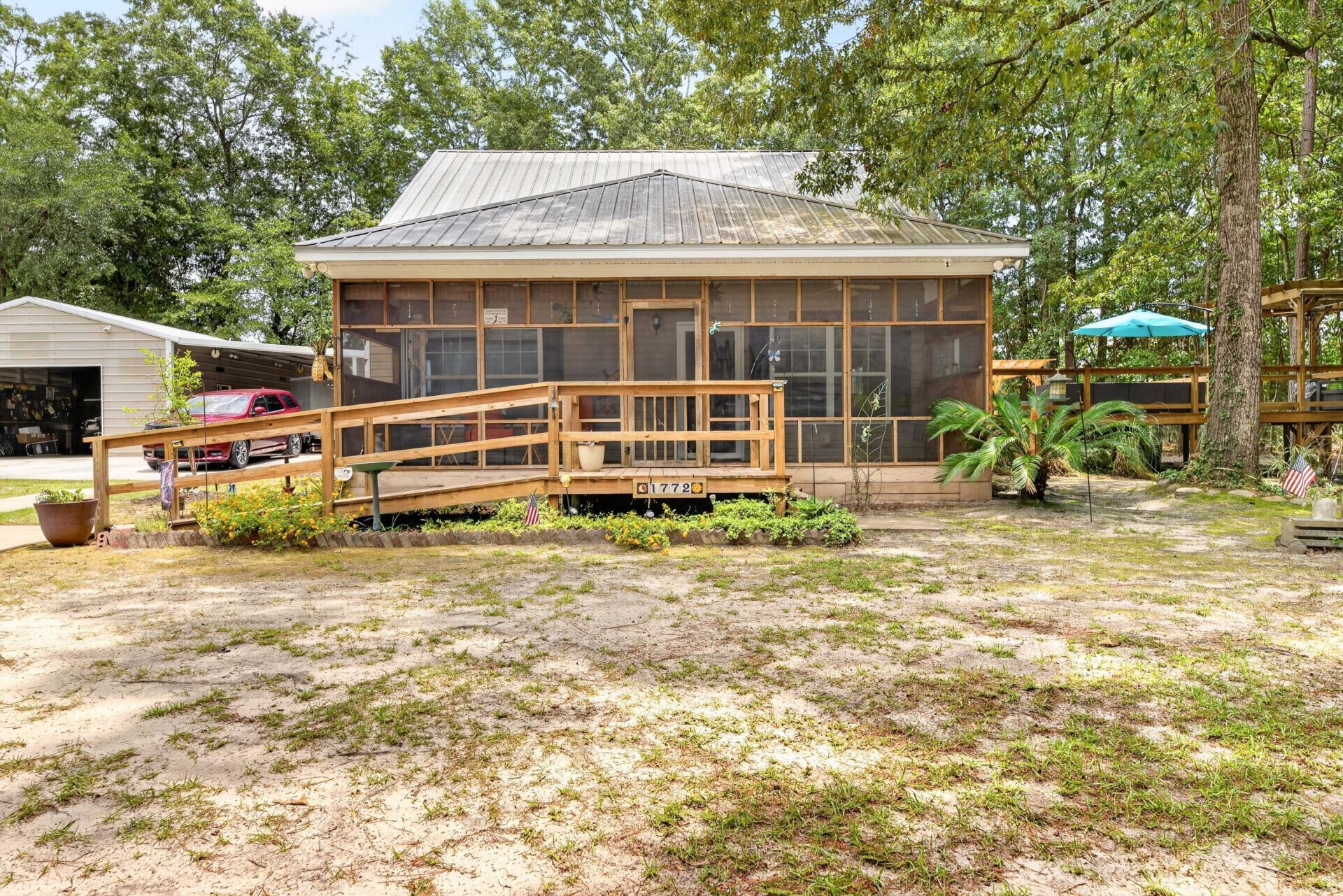 1772 Kenwood Road Photo 7